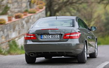 Cars wallpapers Mercedes-Benz E-class Coupe E250 CGI - 2009