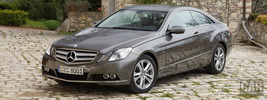 Mercedes-Benz E-class Coupe E250 CGI - 2009