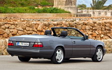 Cars wallpapers Mercedes-Benz E220 Cabriolet A124 - 1992-1997