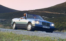 Cars wallpapers Mercedes-Benz E220 Cabriolet A124 - 1992-1997