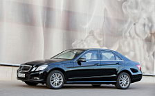 Cars wallpapers Mercedes-Benz E-class Guard - 2011