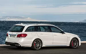 Cars wallpapers Mercedes-Benz E63 AMG S-Model Estate - 2013