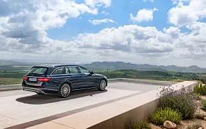 Cars wallpapers Mercedes-Benz E 200 d Estate Exclusive Line - 2016