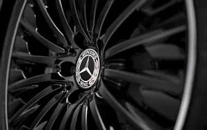 Cars wallpapers Mercedes-Benz E 300 e 4MATIC AMG Line - 2023