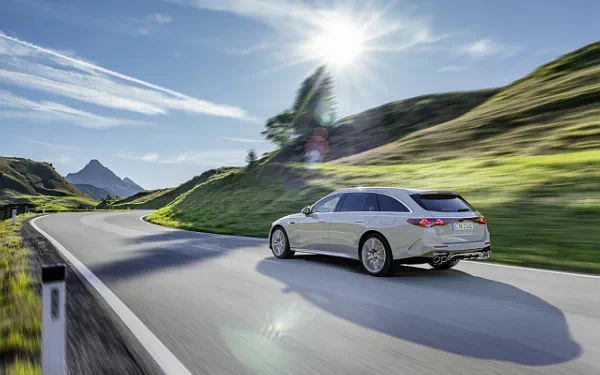 Cars wallpapers Mercedes-AMG E 53 HYBRID 4MATIC+ Estate - 2024