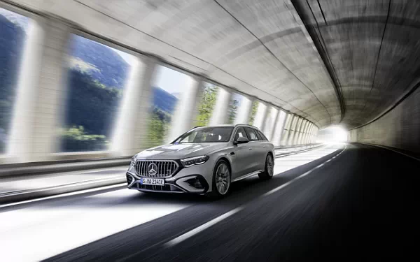 Cars wallpapers Mercedes-AMG E 53 HYBRID 4MATIC+ Estate - 2024