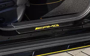 Cars wallpapers Mercedes-AMG GLA 45 4MATIC Yellow Night Edition - 2017
