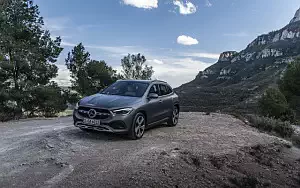 Cars wallpapers Mercedes-Benz GLA 220 d 4MATIC Progressive Line - 2020