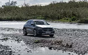 Cars wallpapers Mercedes-Benz GLA 220 d 4MATIC Progressive Line - 2020