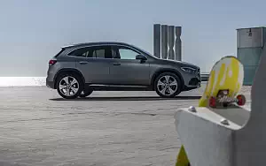 Cars wallpapers Mercedes-Benz GLA 220 d 4MATIC Progressive Line - 2020