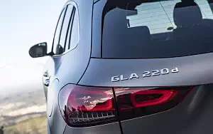 Cars wallpapers Mercedes-Benz GLA 220 d 4MATIC Progressive Line - 2020