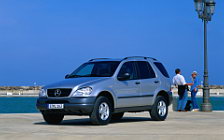 Cars wallpapers Mercedes-Benz ML320 - 1998