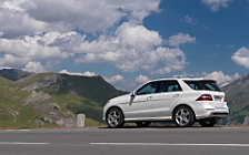 Cars wallpapers Mercedes-Benz ML250 BlueTec AMG Sports Package - 2011