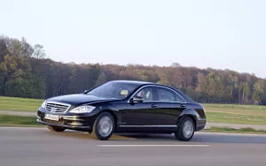 Cars wallpapers Mercedes-Benz S600 Guard - 2011