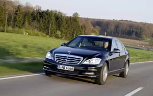 Cars wallpapers Mercedes-Benz S600 Guard - 2011