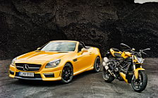 Cars wallpapers Mercedes-Benz SLK55 AMG and Ducati Streetfighter 848 - 2011