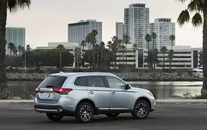 Cars wallpapers Mitsubishi Outlander GT US-spec - 2017