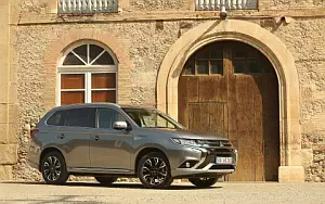 Cars wallpapers Mitsubishi Outlander PHEV - 2015