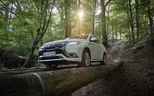 Cars wallpapers Mitsubishi Outlander PHEV - 2020