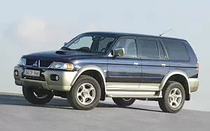 Cars wallpapers Mitsubishi Pajero Sport 3.0 V6 AT - 2005