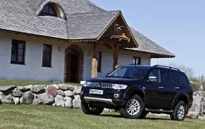 Cars wallpapers Mitsubishi Pajero Sport - 2008