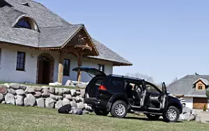 Cars wallpapers Mitsubishi Pajero Sport - 2008