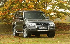 Cars wallpapers Mitsubishi Pajero 5door - 2014