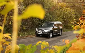 Cars wallpapers Mitsubishi Pajero 5door - 2014