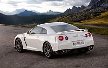 Cars wallpapers Nissan GT-R - 2011