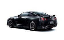 Cars wallpapers Nissan GT-R - 2011