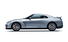 Cars wallpapers Nissan GT-R - 2011