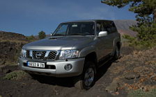 Cars wallpapers Nissan Patrol - 2004