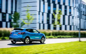 Cars desktop wallpapers Nissan Qashqai - 2017