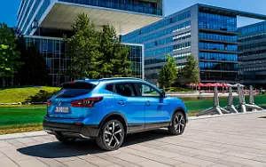 Cars desktop wallpapers Nissan Qashqai - 2017