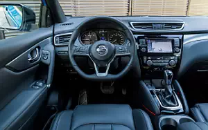 Cars desktop wallpapers Nissan Qashqai - 2017