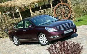 Cars wallpapers Nissan Teana - 2010