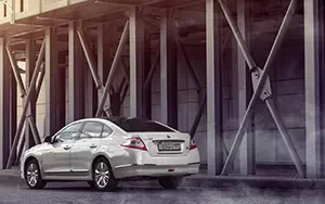 Cars wallpapers Nissan Teana - 2012