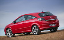 Cars wallpapers Opel Astra GTC - 2005