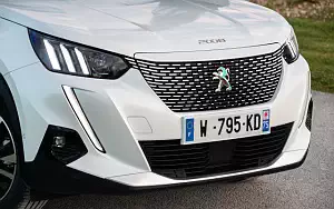 Cars wallpapers Peugeot e-2008 GT - 2020