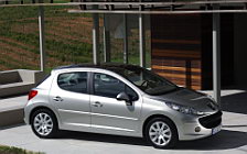 Peugeot 207 5door - 2006