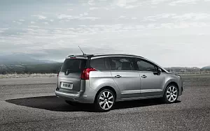 Cars wallpapers Peugeot 5008 - 2013