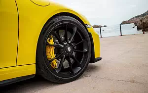 Cars wallpapers Porsche 911 Speedster (Racing Yellow) - 2019
