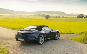 Cars wallpapers Porsche 911 Carrera Cabriolet (Gentian Blue Metallic) - 2019