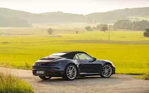 Cars wallpapers Porsche 911 Carrera Cabriolet (Gentian Blue Metallic) - 2019