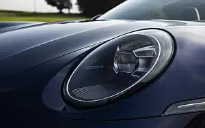 Cars wallpapers Porsche 911 Carrera Cabriolet (Gentian Blue Metallic) - 2019