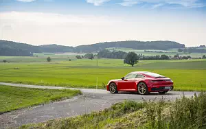 Cars wallpapers Porsche 911 Carrera Coupe (Guards Red) - 2019