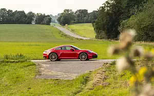 Cars wallpapers Porsche 911 Carrera Coupe (Guards Red) - 2019