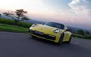 Cars wallpapers Porsche 911 Carrera Coupe (Racing Yellow) - 2019