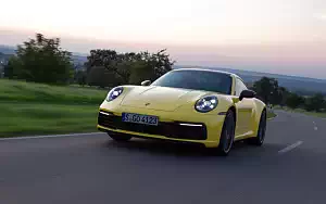 Cars wallpapers Porsche 911 Carrera Coupe (Racing Yellow) - 2019