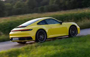 Cars wallpapers Porsche 911 Carrera Coupe (Racing Yellow) - 2019